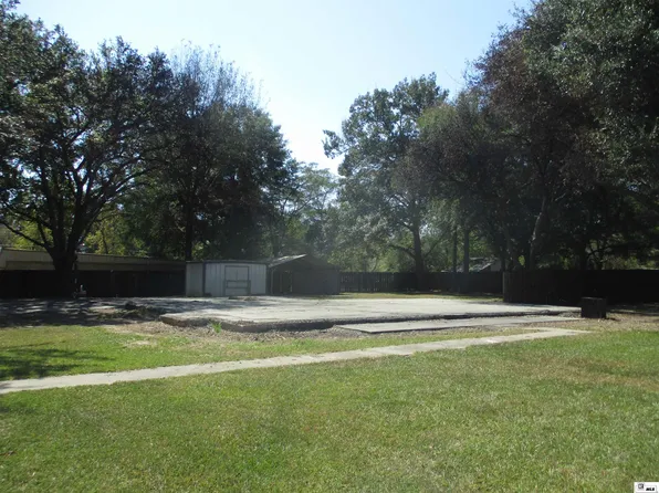 607 Beale St, Oak Grove, LA 71263