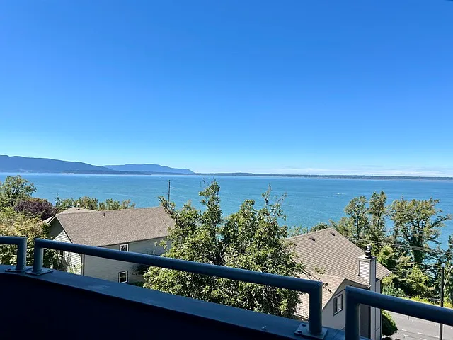 200 Forest Ln — Photo 14