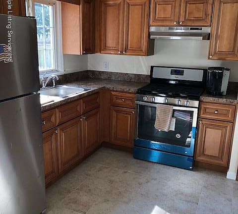 2nd image of 351 Cortelyou Ave