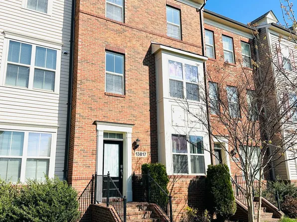 13817 Byrne Park Dr, Clarksburg, MD 20871