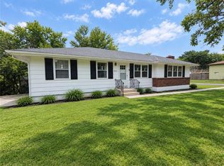 5836 E 99th St, Kansas City, MO 64134