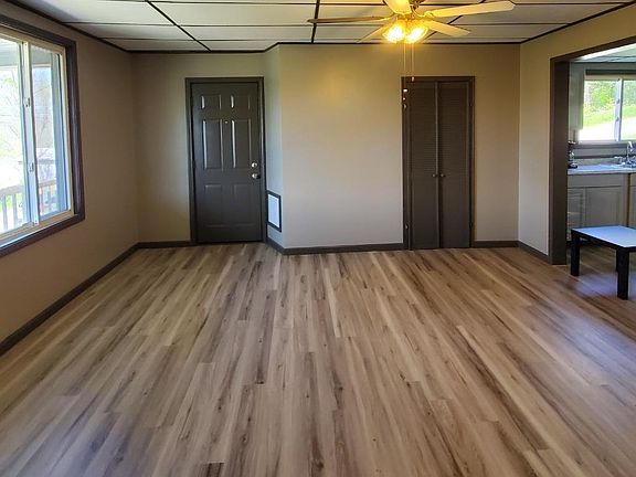 4th image of 137 Lincoln St Lot 28