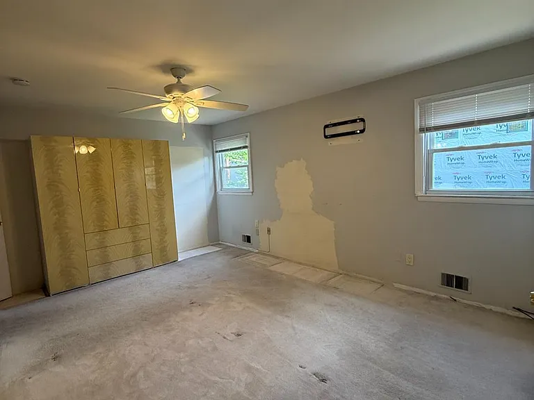43 Jonathan Dr — Photo 23