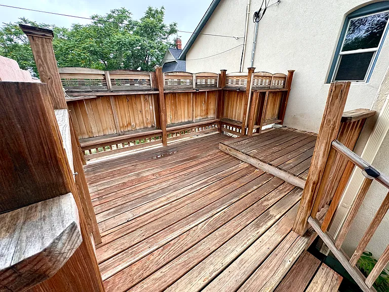 1230 E 10th St #A — Photo 22