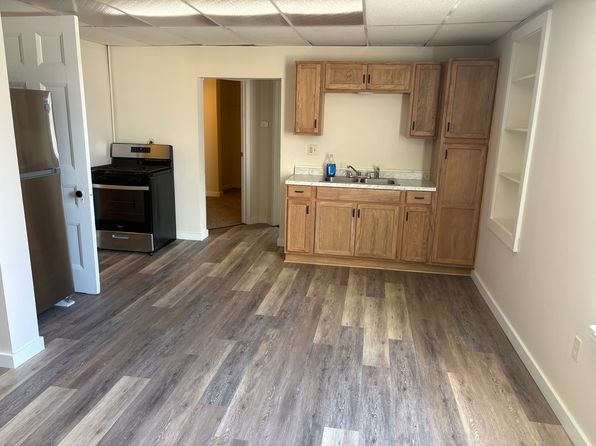 20 Main St APT 2D