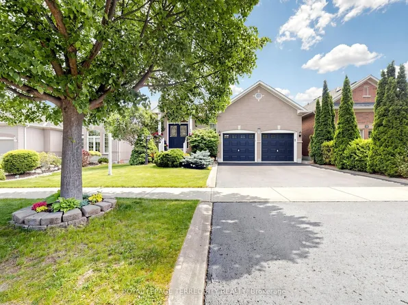 19 Johnson Cres, Halton Hills, ON L7G 6C9