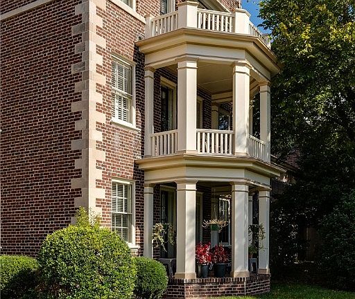 4th image of 3410 Monument Ave #U308