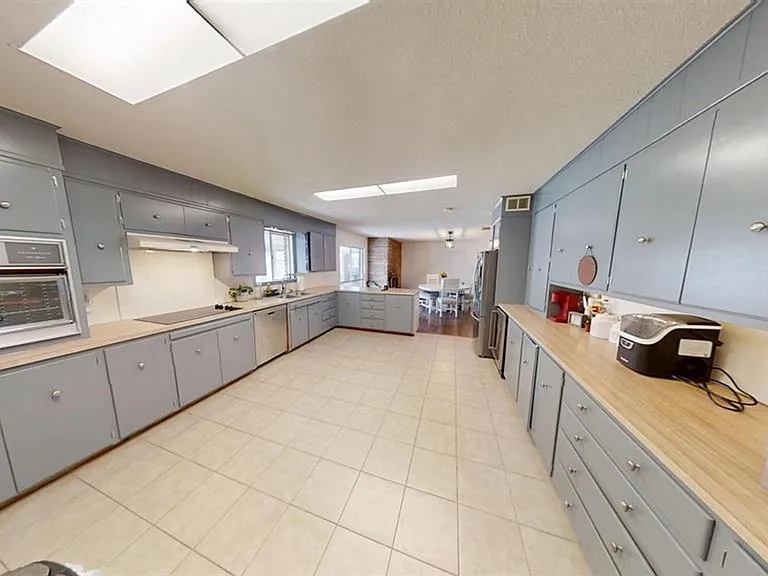 1317 Piedmont Dr — Photo 8