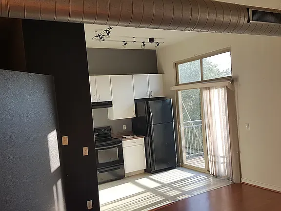 2900 N Downing St #203 — Photo 4