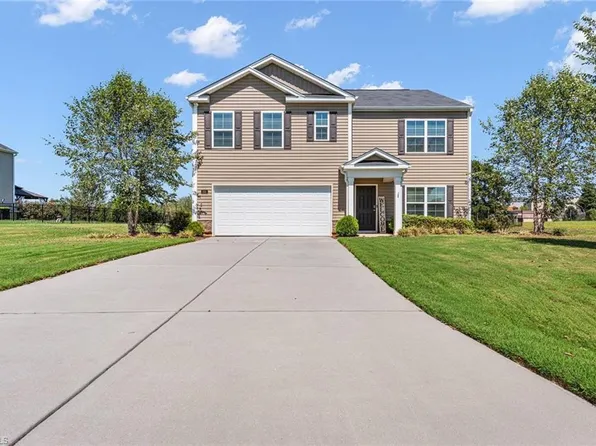 350 Daniel Dr, Lexington, NC 27295