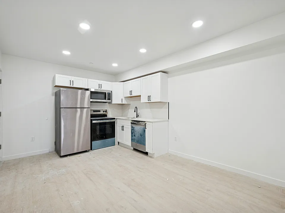 5530 Boyer St #3F