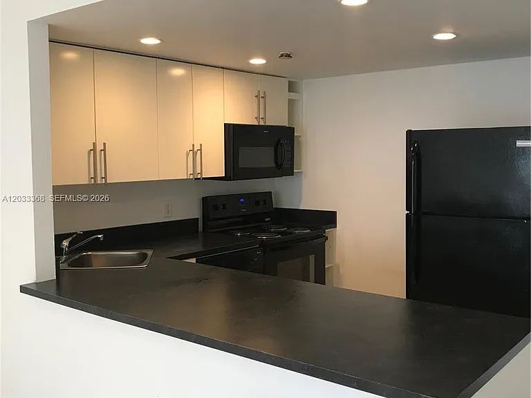 1470 NE 123rd St #A712 — Photo 4