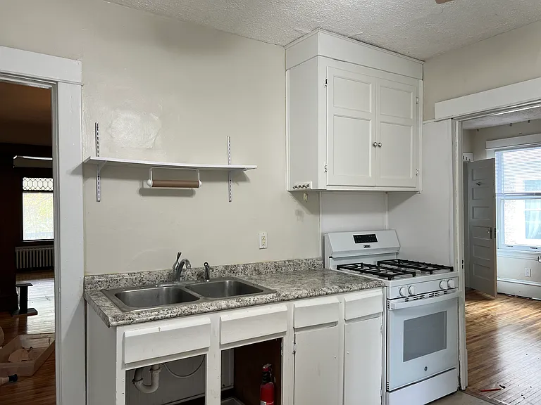 3117 14th Ave S #2 — Photo 5
