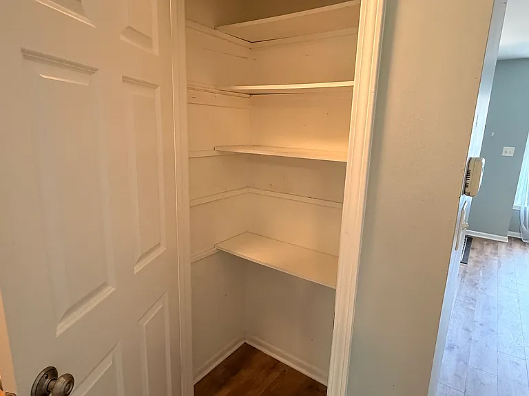 215 N Washington St #E — Photo 10