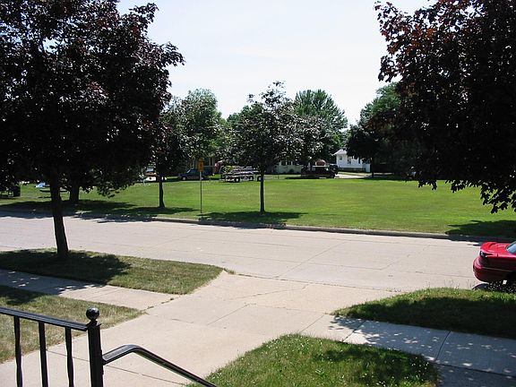 3rd image of 26 Dorothea Ave