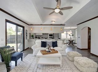 6 De Laveaga Ct, Sacramento, CA 95831