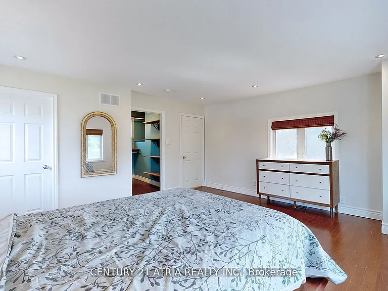 175 Riveredge Dr — Photo 13