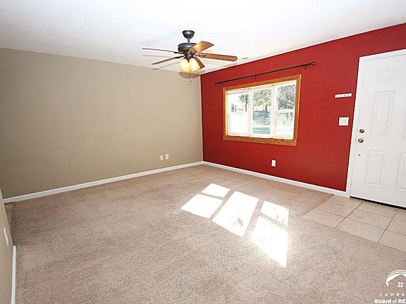4th image of 1500 E 21st Ter