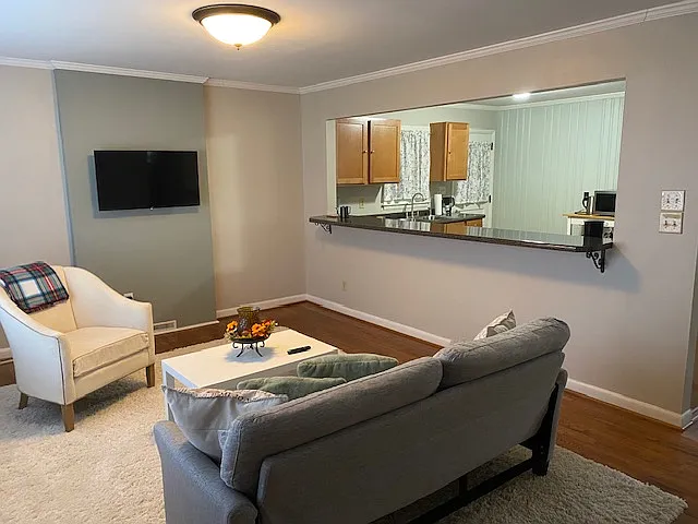 6325 Tryon Rd — Photo 3