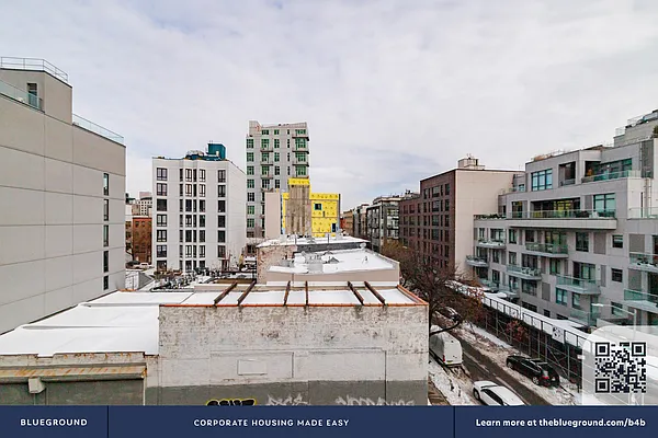 Rented by The Blueground | media 5