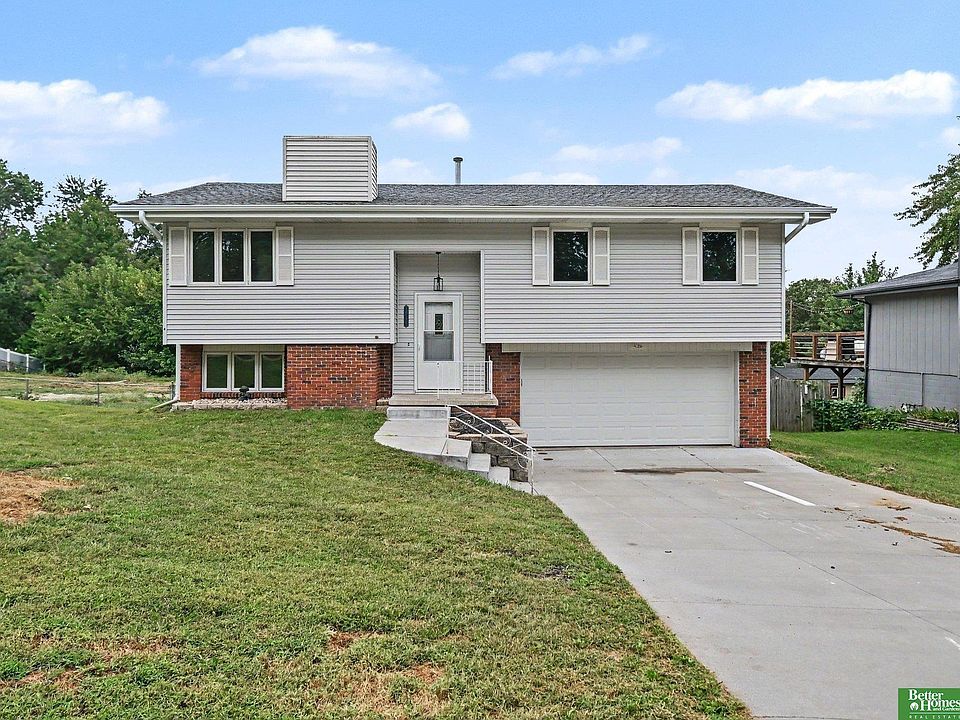 1st image of 10529 Nicholas St