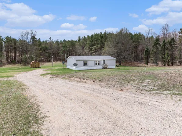 2396 E 32nd Rd, Cadillac, MI 49601