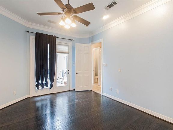 4th image of 2201 Bedford Cir