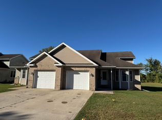 1624-1626 Daisy St SE, Demotte, IN 46310