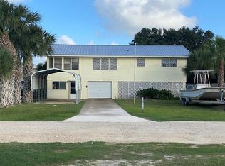 1681 W Adams St, Port O Connor, TX 77982