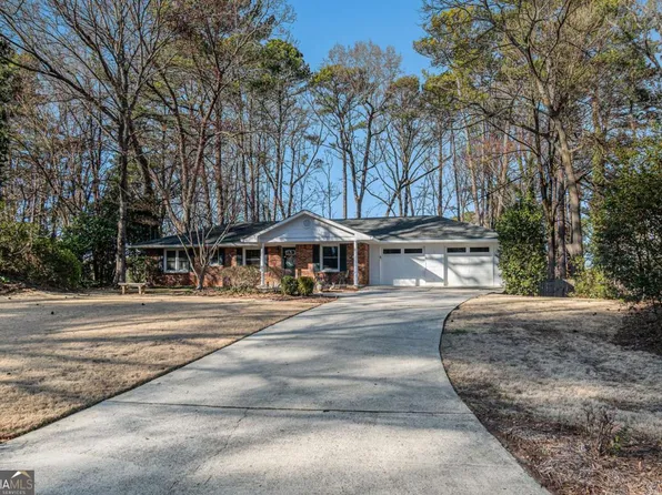 1888 Colt Dr, Atlanta, GA 30341