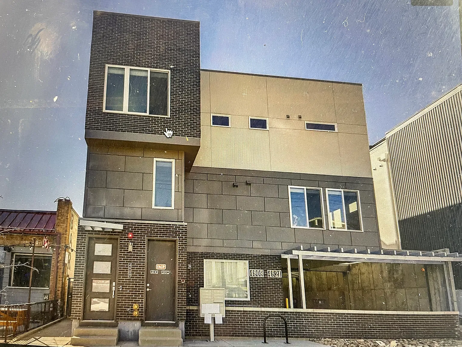 3 bed, 1711 sqft, $2,600 — Photo 2