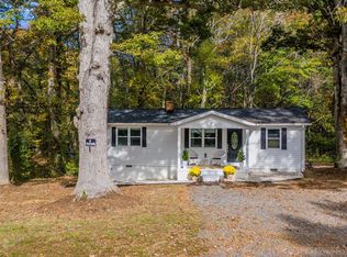 201 Grainery Rd, Montross, VA 22520