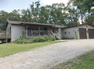 7225 Boelter Lake Ln, Almond, WI 54909