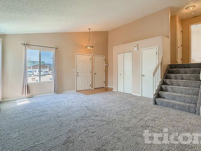 4650 Dooley Way — Photo 4