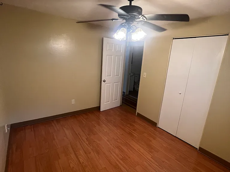 5212 Seaman Dr — Photo 10