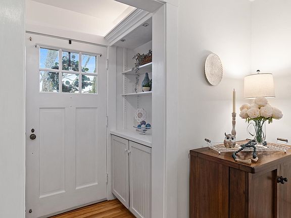 5th image of 289 Malletts Bay Avenue