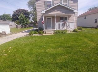 221 E Scott St, Seneca, IL 61360