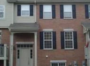 0S071 Lee Ct, Winfield, IL 60190