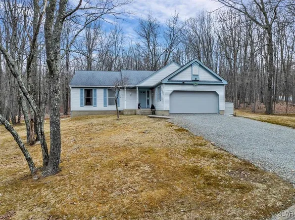 102 Jonas Mountain Dr, Albrightsville, PA 18210