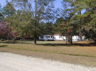 120 Foxden Ln, Bonneau, SC 29431