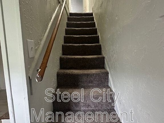 4th image of 418 Pacific Ave