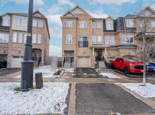 18 New Pines Trl, Brampton, ON L6Z0G7