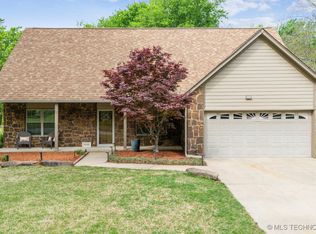 9846 Rosewood Dr, Broken Arrow, OK 74014