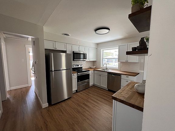 5th image of 237 Kirk Dr