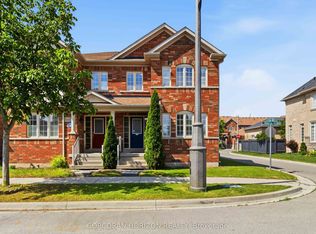 3216 Robert Brown Blvd, Oakville, ON L6M 0P2