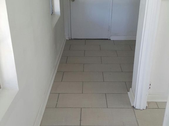 Entry way