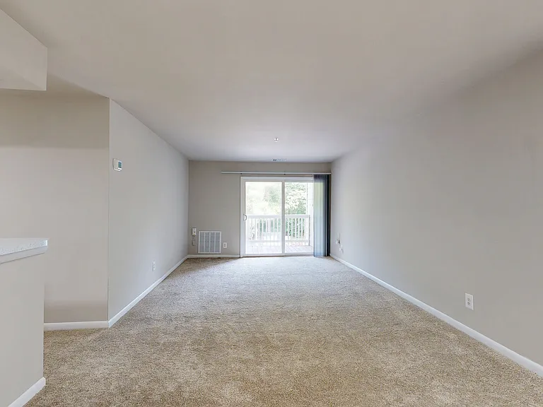 Canterbury Apartments — Photo 49