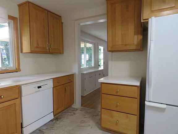 2nd view of kitchen looking into great room