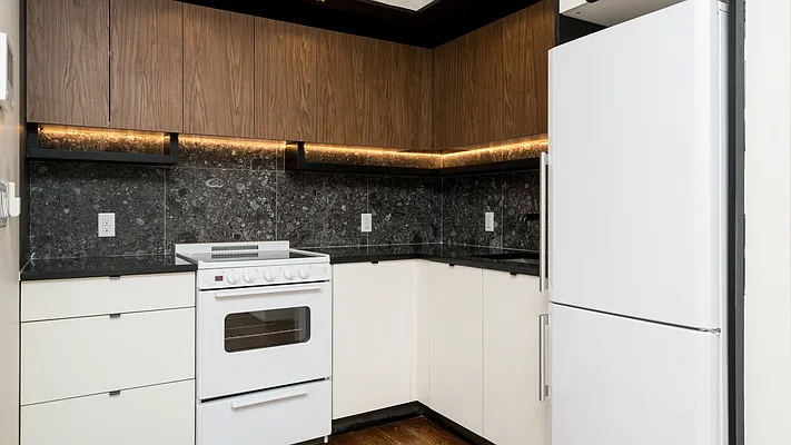 Rented by Nooklyn NYC LLC | media 70