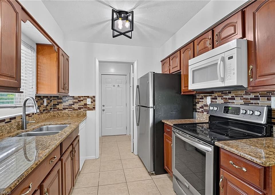 1st image of 1228 N 18th ST